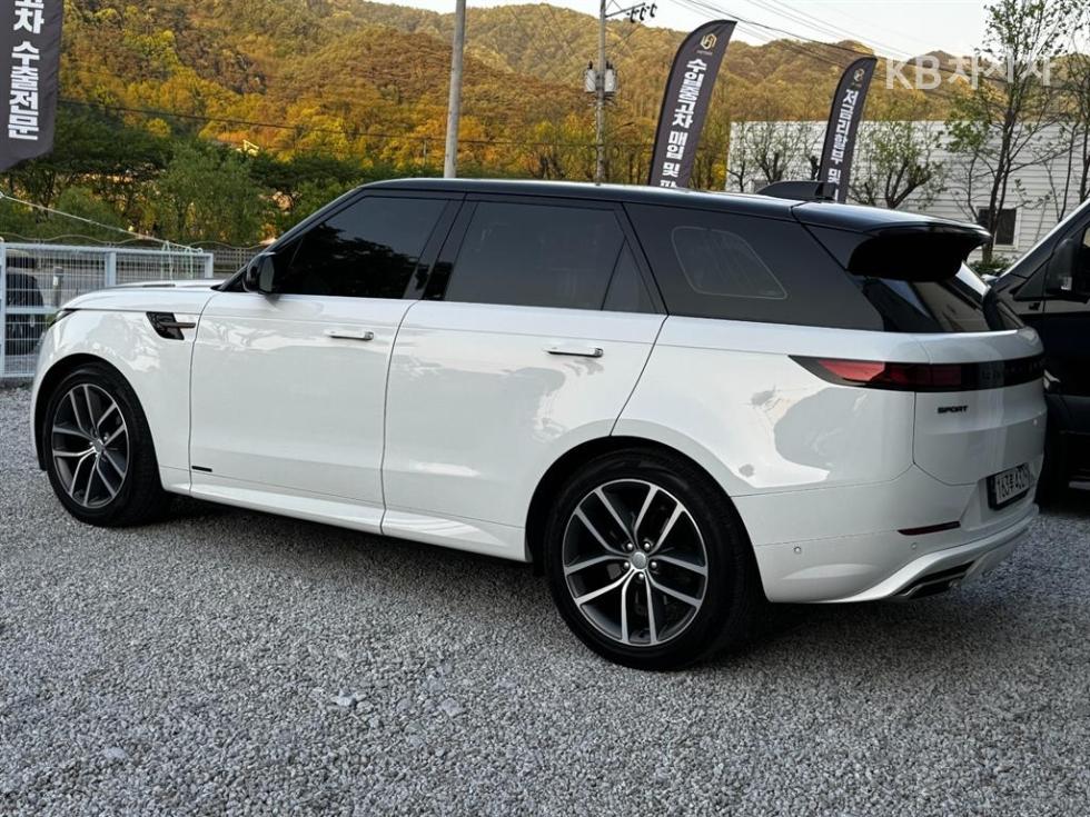 Land Rover Range Rover Sport — miniaturë 4