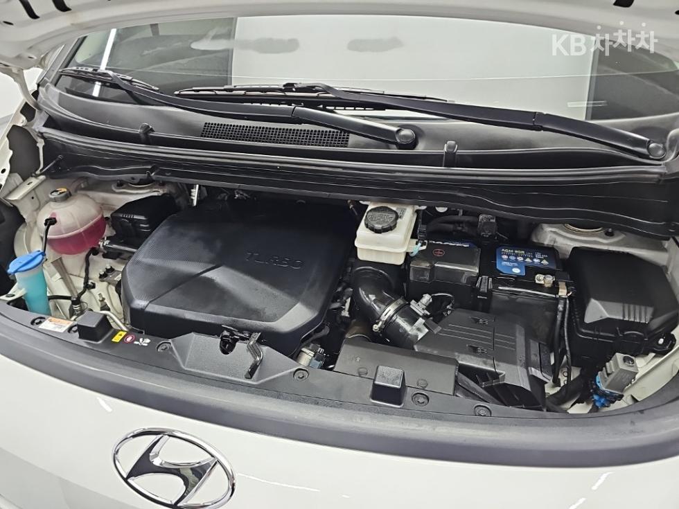 Hyundai Staria, 2022, фотография 5