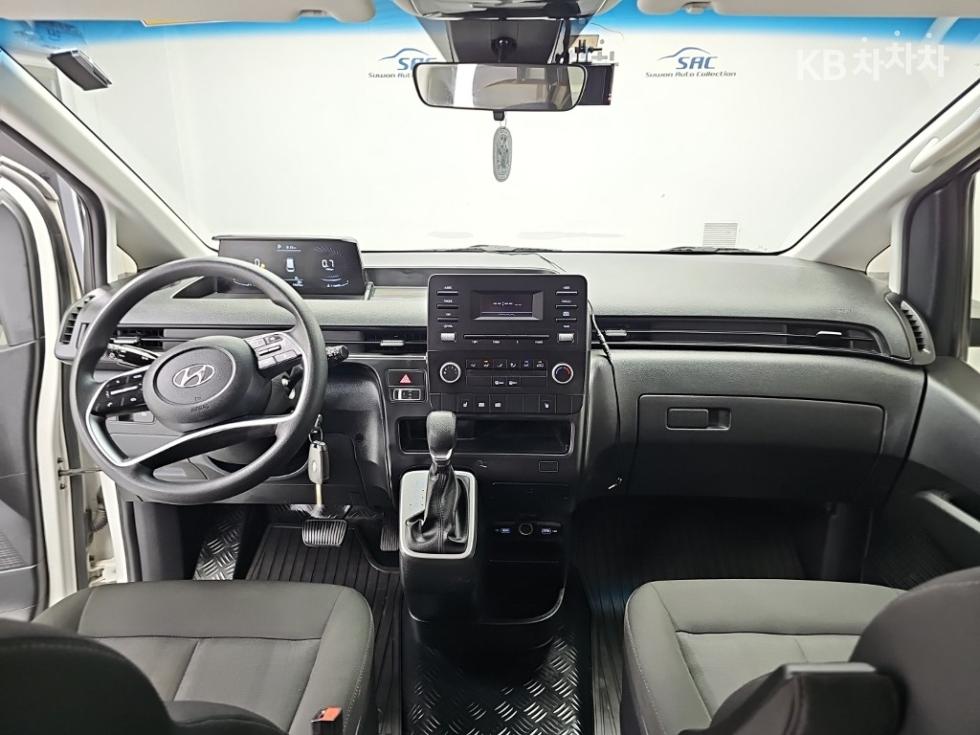 Hyundai Staria, 2022, фотография 7