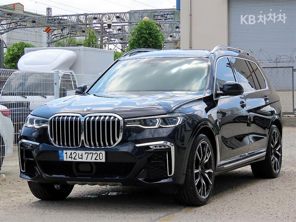 BMW X7, 2021, фотография 2
