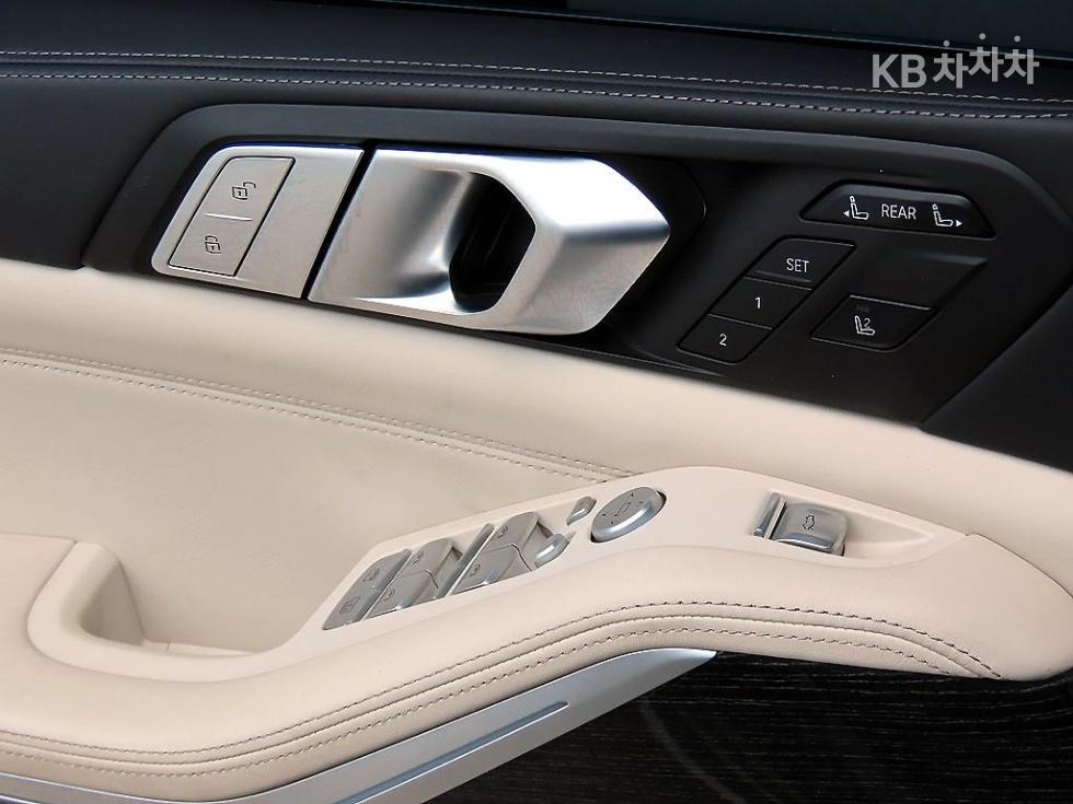 BMW X7, 2021, фотография 12