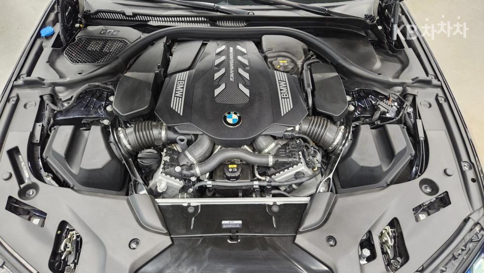 BMW 5er, 2023, фотография 6