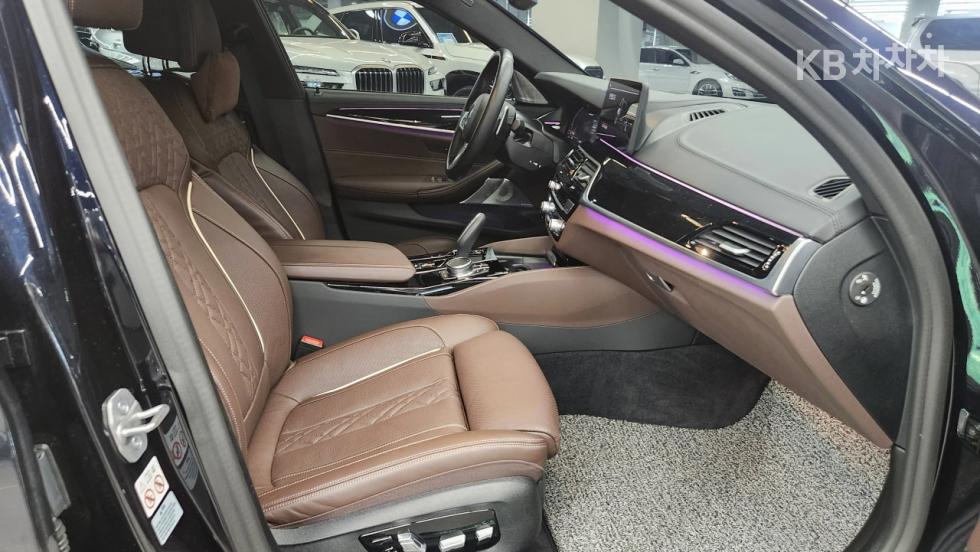 BMW 5er, 2023, фотография 12