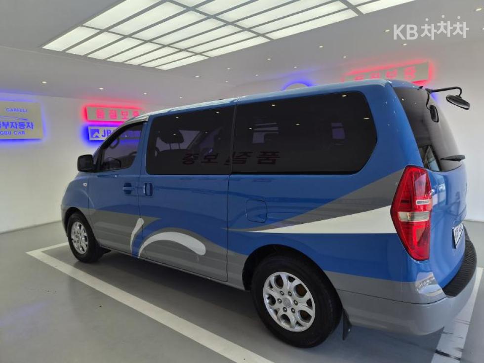 Hyundai Starex — miniaturë 7