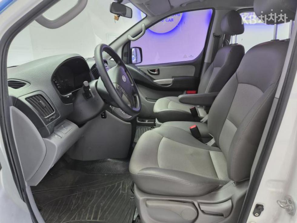 Hyundai Starex — miniaturë 12