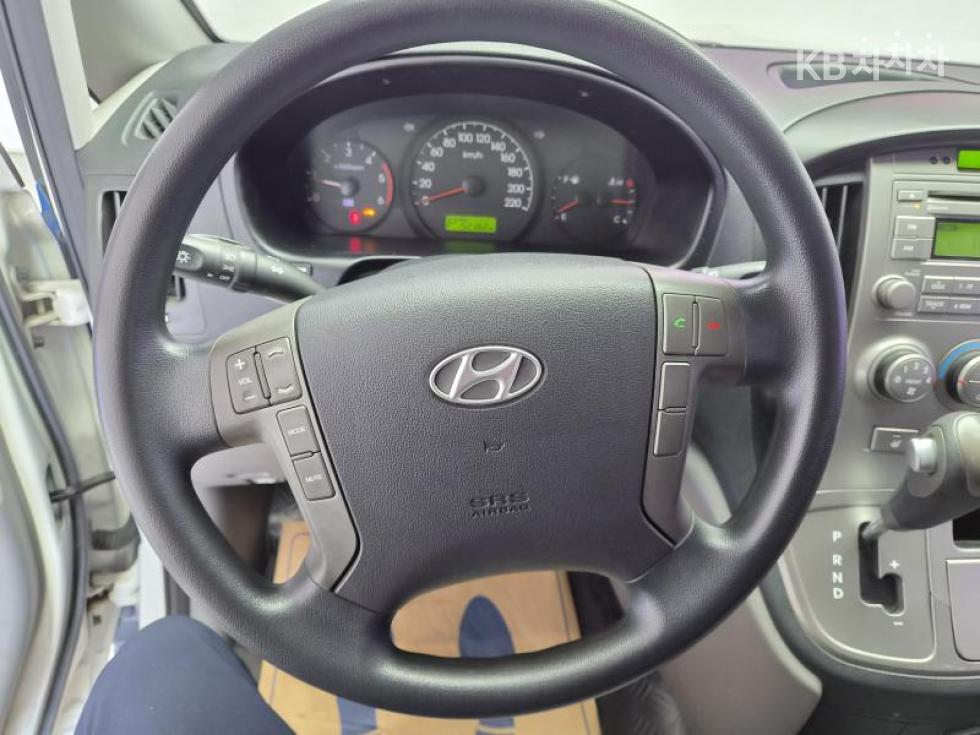 Hyundai Starex — miniaturë 16