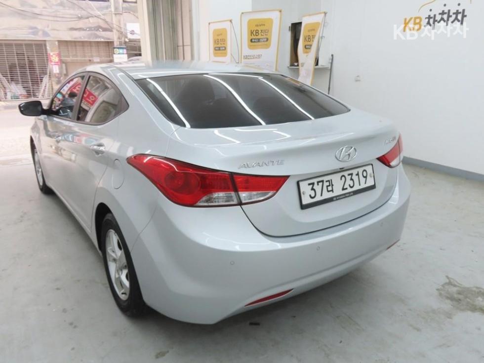 Hyundai Avante, 2011, фотография 4