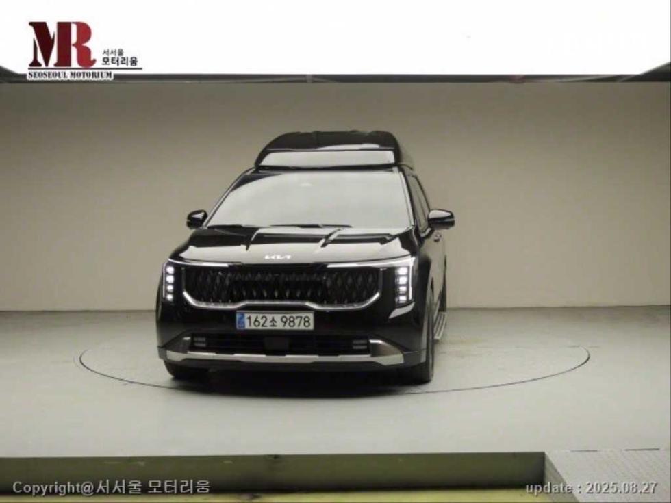 Kia Carnival — miniaturë 4