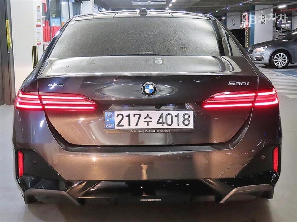 BMW 5er, 2023, фотография 5