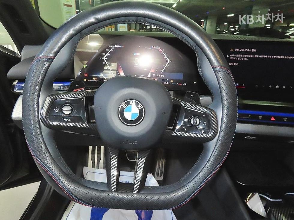 BMW 5er, 2023, фотография 8