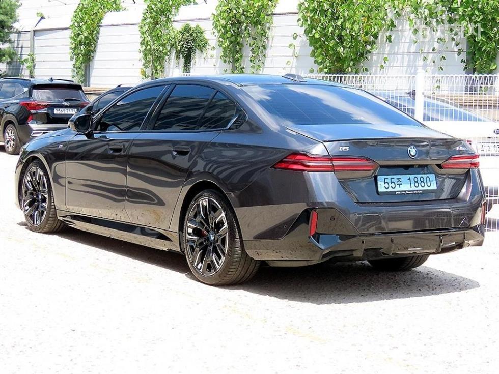 BMW i5, 2024, фотография 3