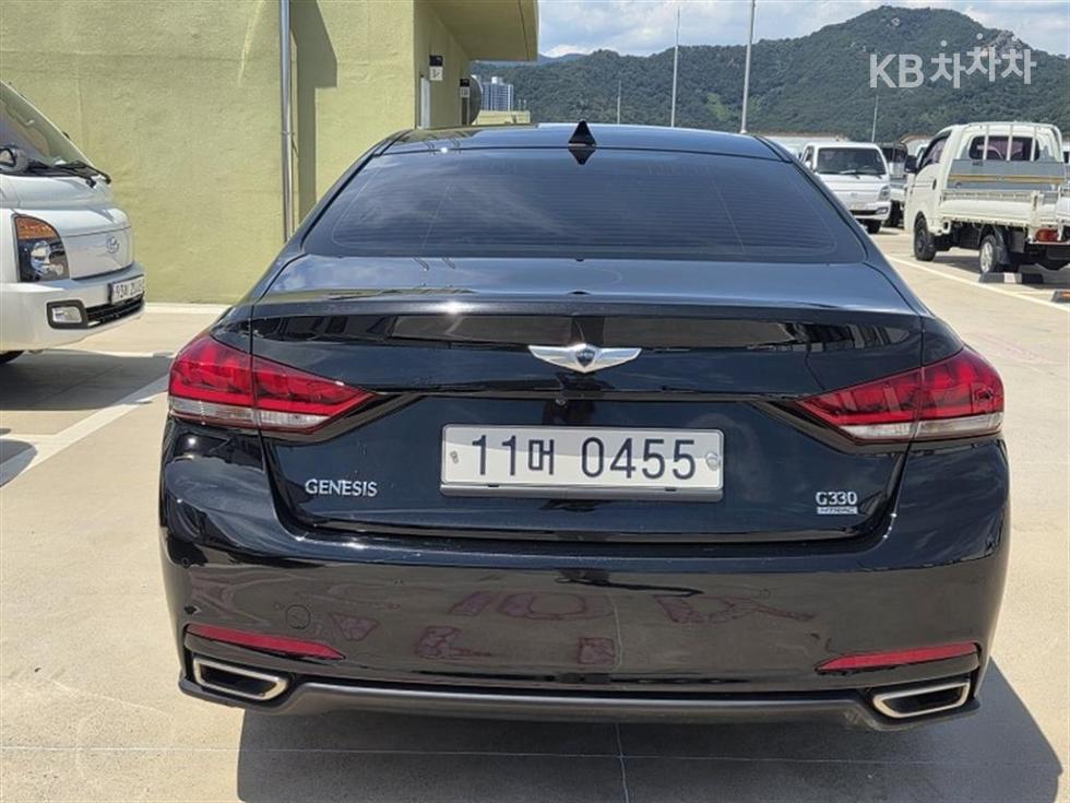 Hyundai Genesis, 2016, фотография 3