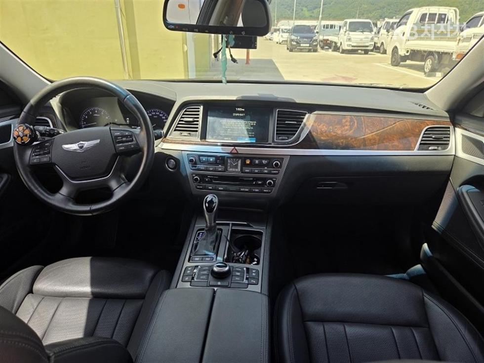 Hyundai Genesis, 2016, фотография 8