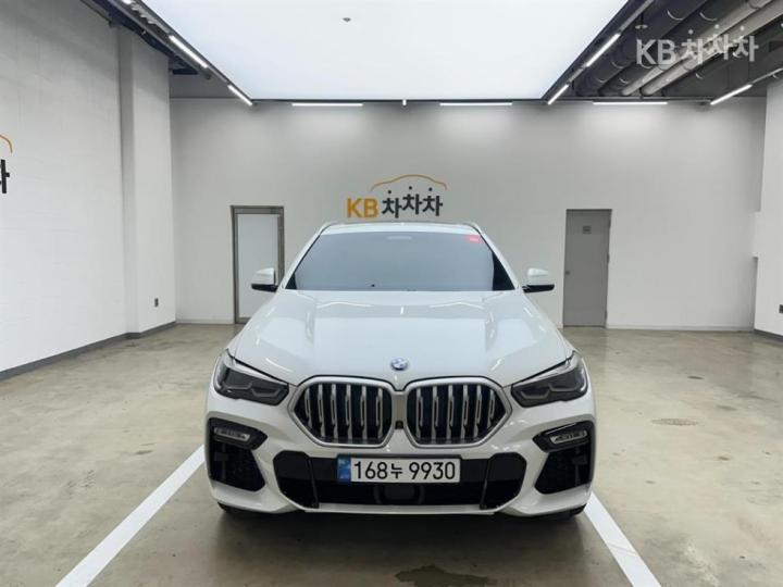 BMW X6, 2021