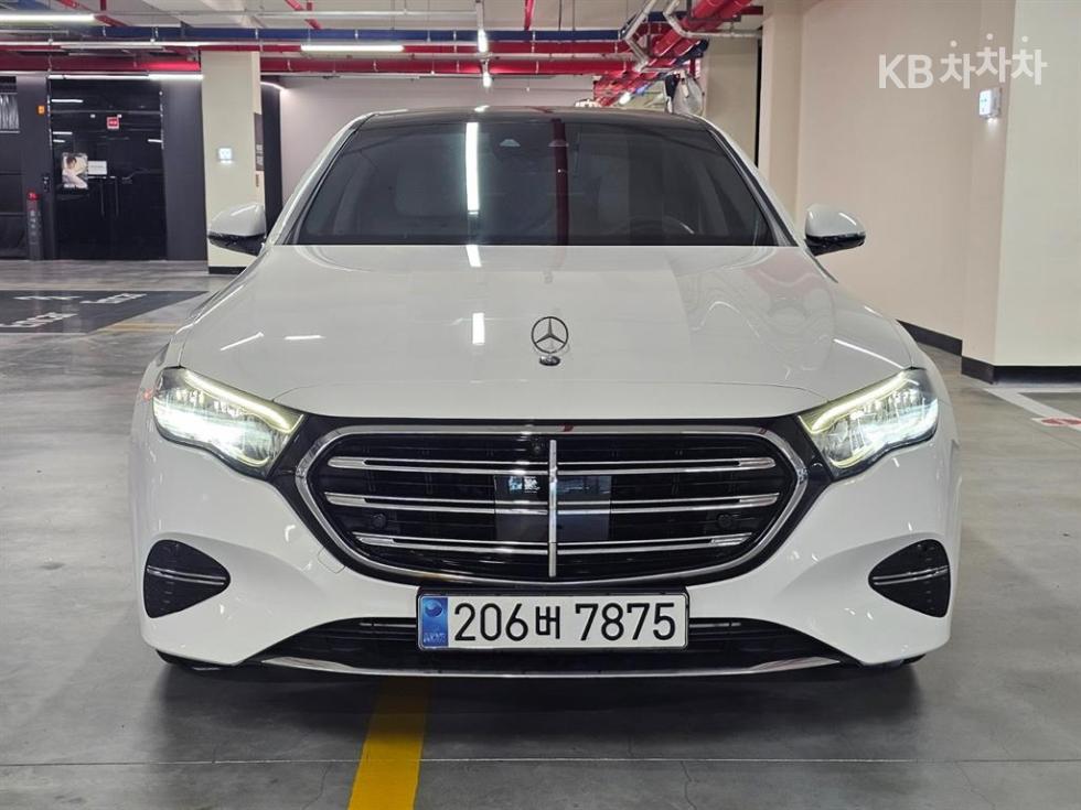 Mercedes-Benz E-klasse, 2024, фотография 2