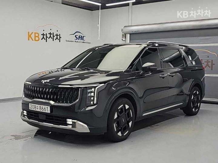Kia Carnival HEV 9seater Signature — foto 1