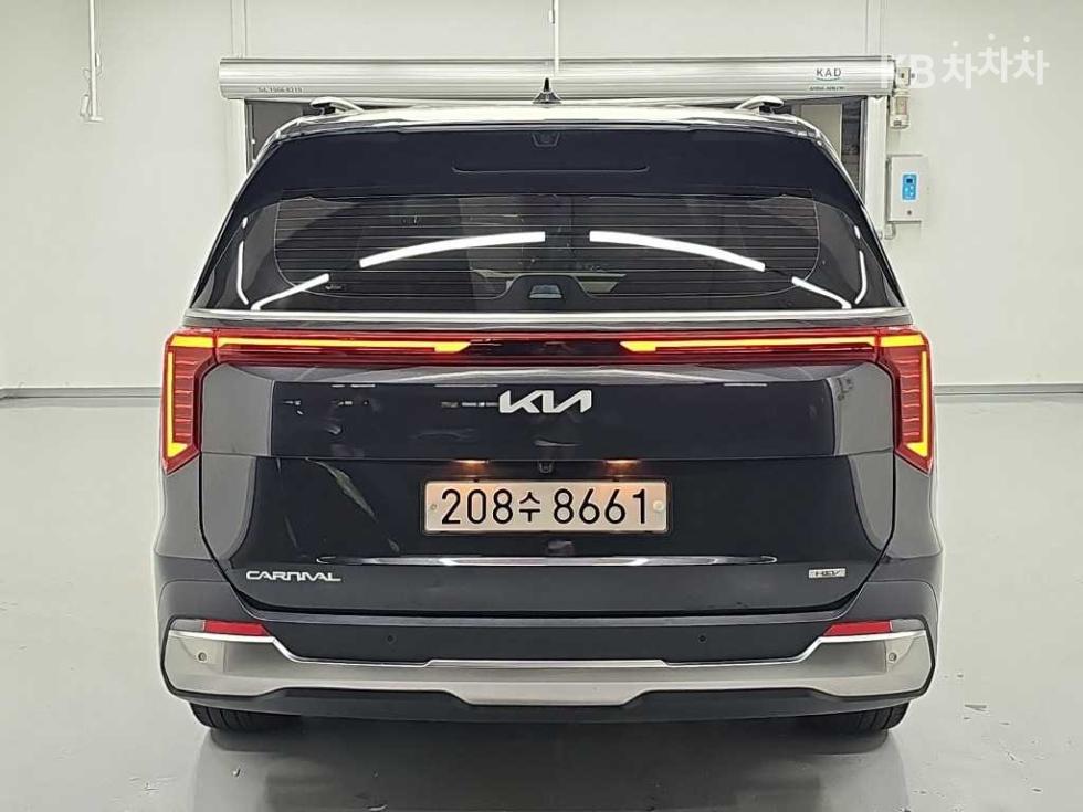 Kia Carnival — miniaturë 3