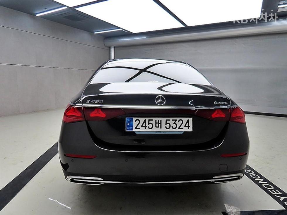 Mercedes-Benz E-klasse, 2024, фотография 3