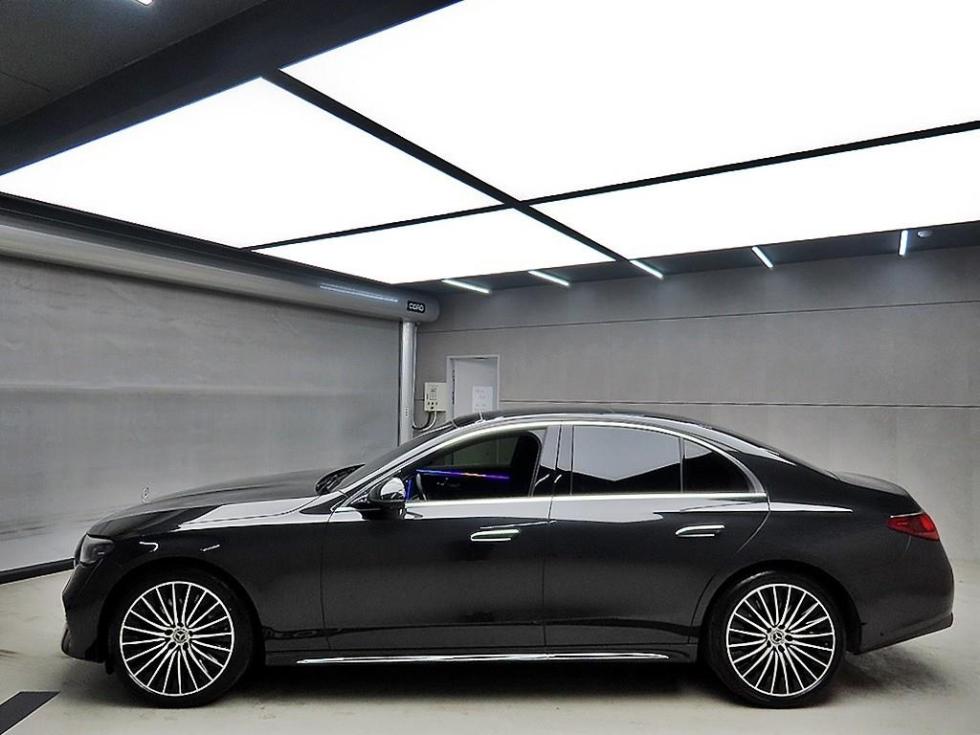 Mercedes-Benz E-klasse, 2024, фотография 4