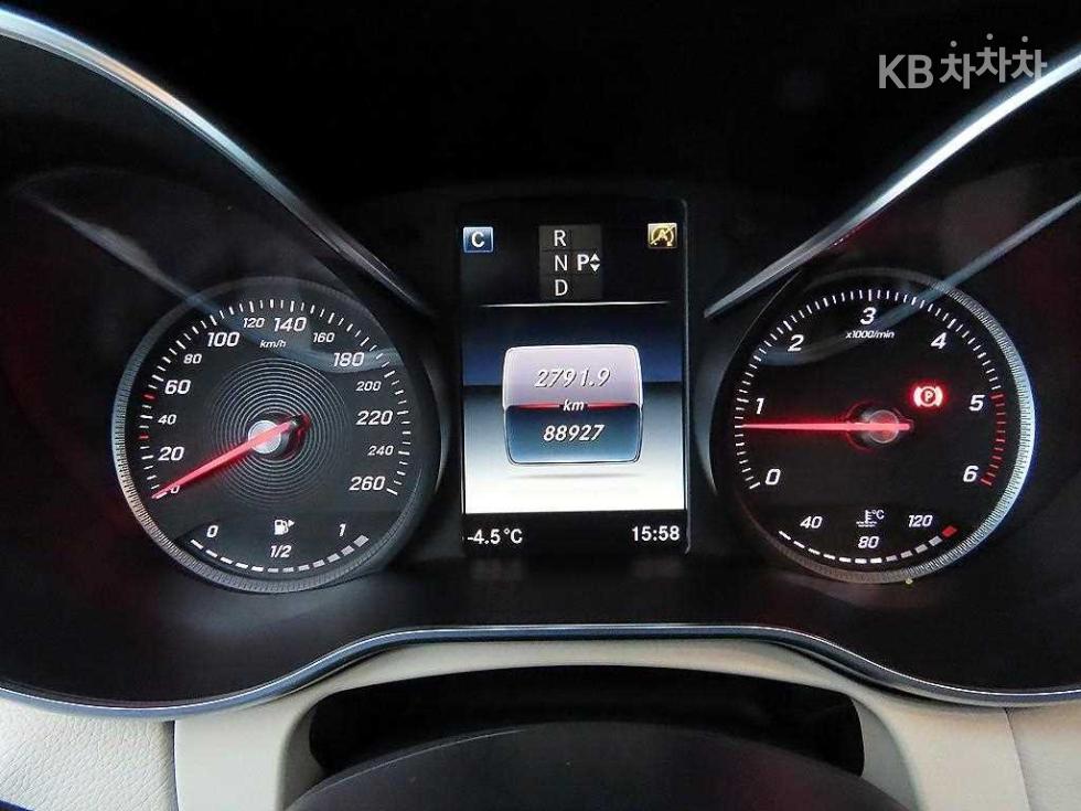 Mercedes-Benz C-klasse, 2015, фотография 9