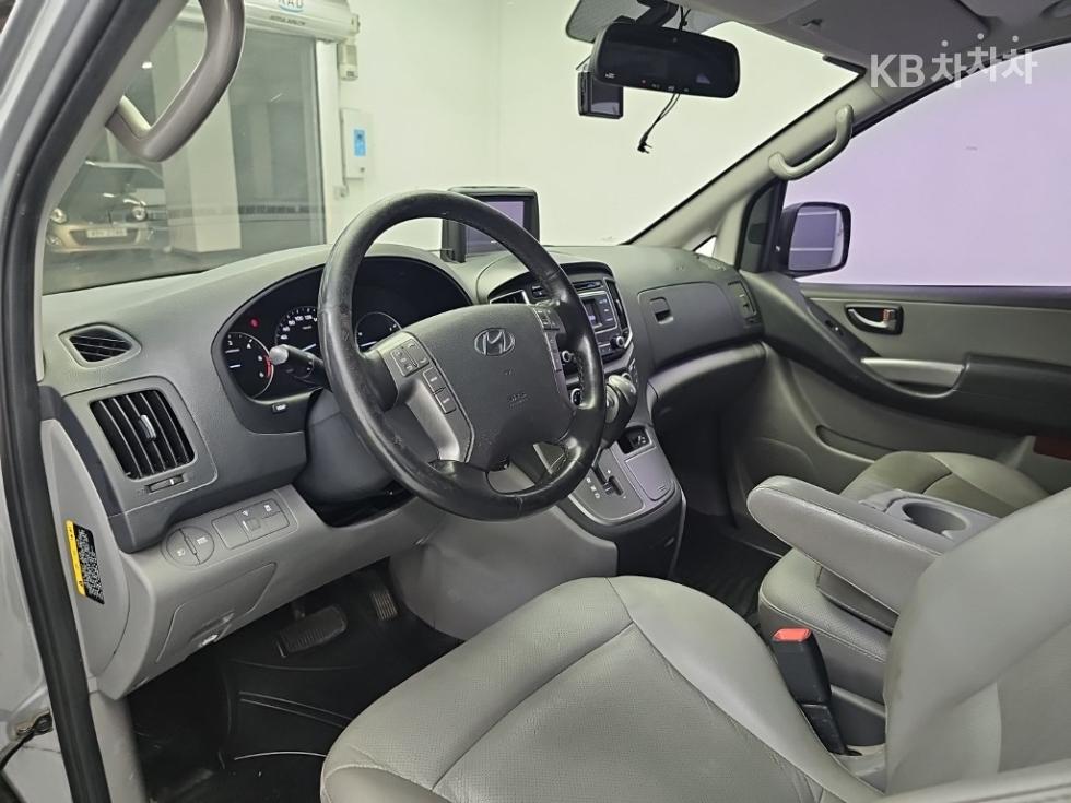 Hyundai Starex — miniaturë 7