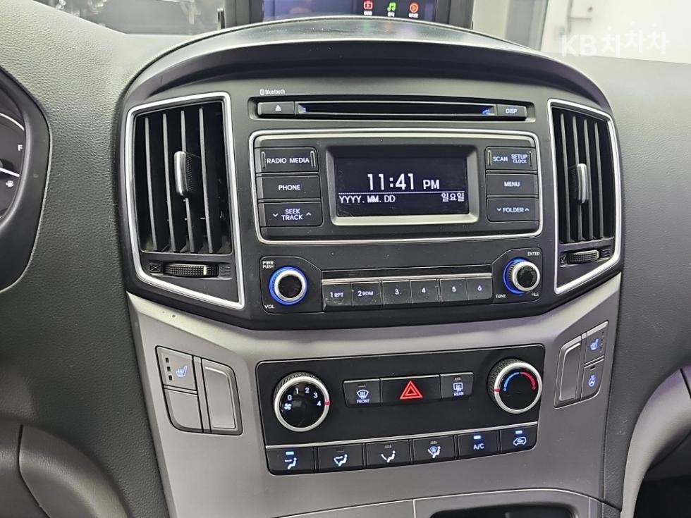 Hyundai Starex — miniaturë 10