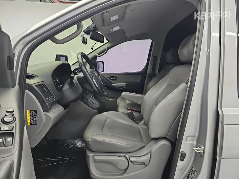 Hyundai Starex — miniaturë 11