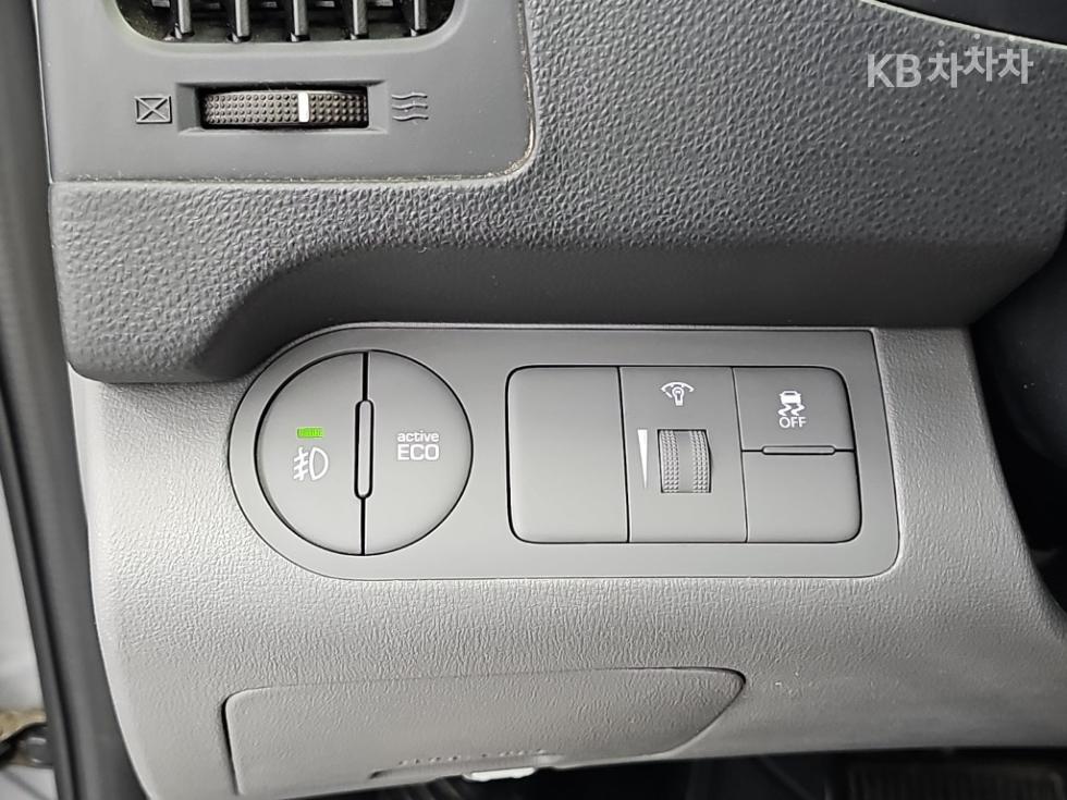 Hyundai Starex — miniaturë 17