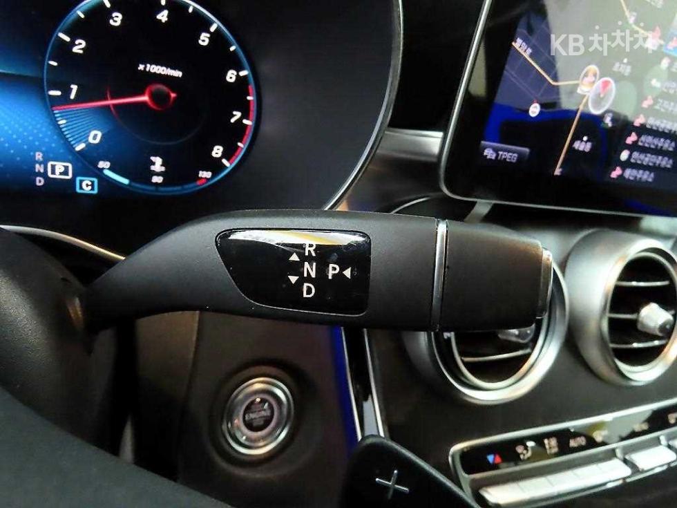 Mercedes-Benz C-klasse, 2021, фотография 10