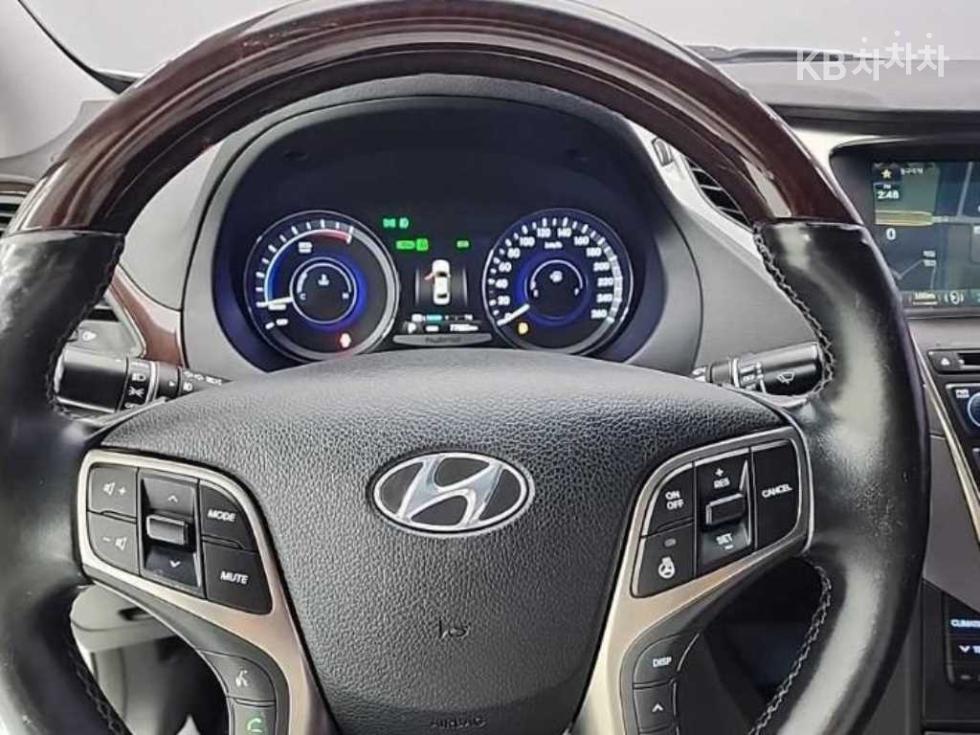 Hyundai Grandeur, 2015, фотография 8