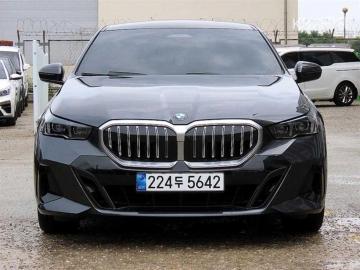 BMW 5er, 2025