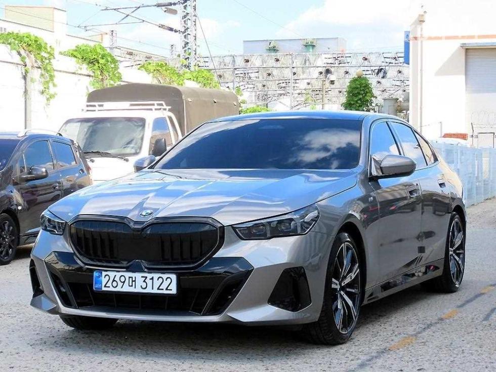 BMW 5er, 2025, фотография 2