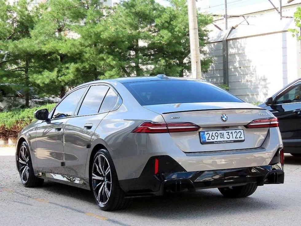 BMW 5er, 2025, фотография 3