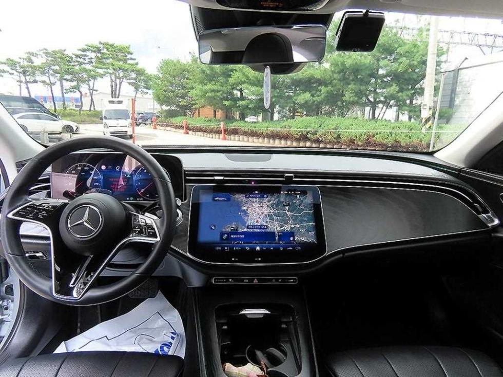 Mercedes-Benz E-klasse, 2024, фотография 7