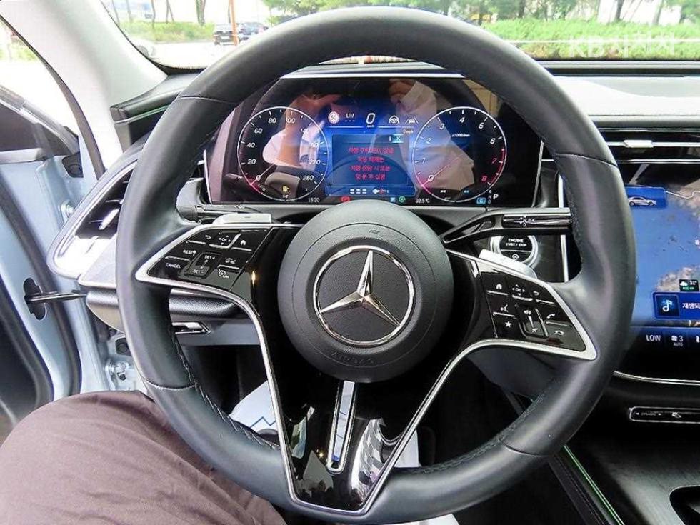 Mercedes-Benz E-klasse, 2024, фотография 8