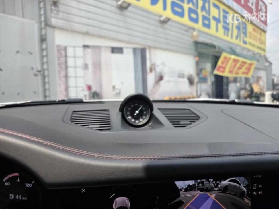 Porsche 911 — miniaturë 13