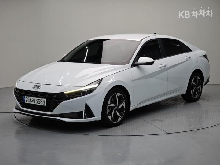 Hyundai Avante, 2021