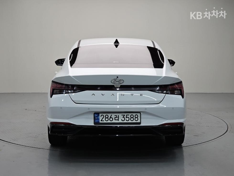 Hyundai Avante, 2021, фотография 3