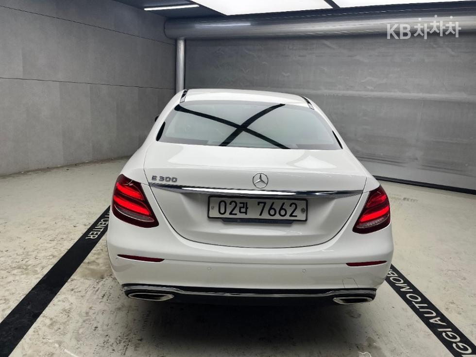 Mercedes-Benz E-klasse, 2018, фотография 3