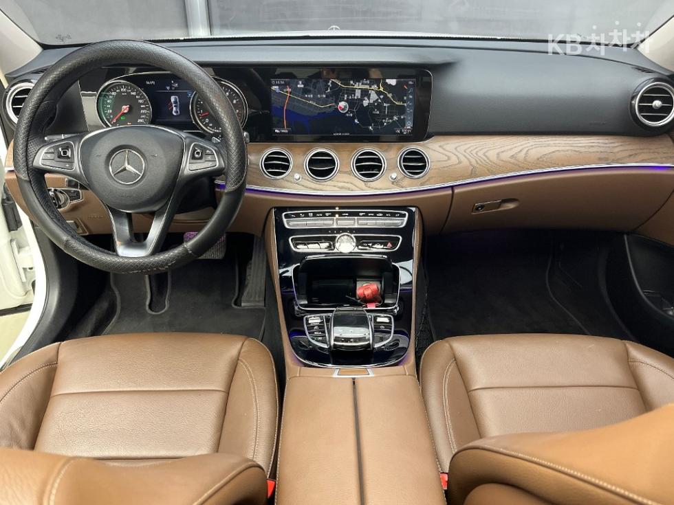 Mercedes-Benz E-klasse, 2018, фотография 7