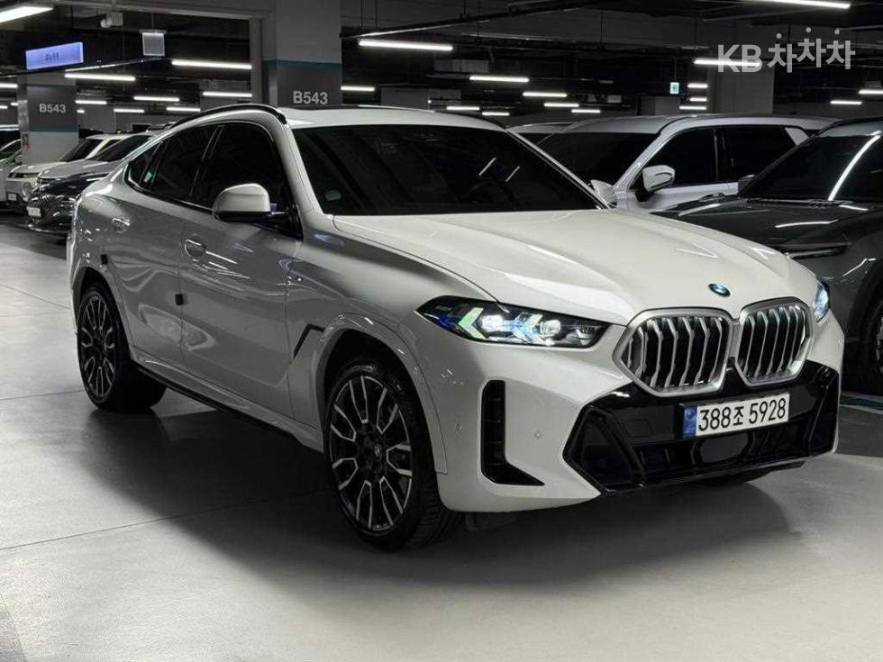 BMW X6, 2024, фотография 3