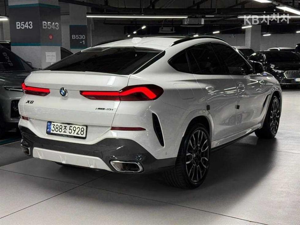 BMW X6, 2024, фотография 5