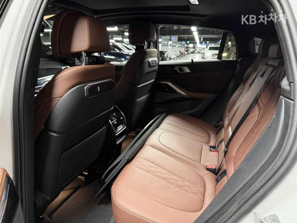 BMW X6, 2024, фотография 11