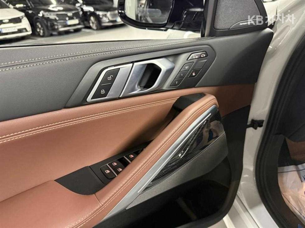 BMW X6, 2024, фотография 12