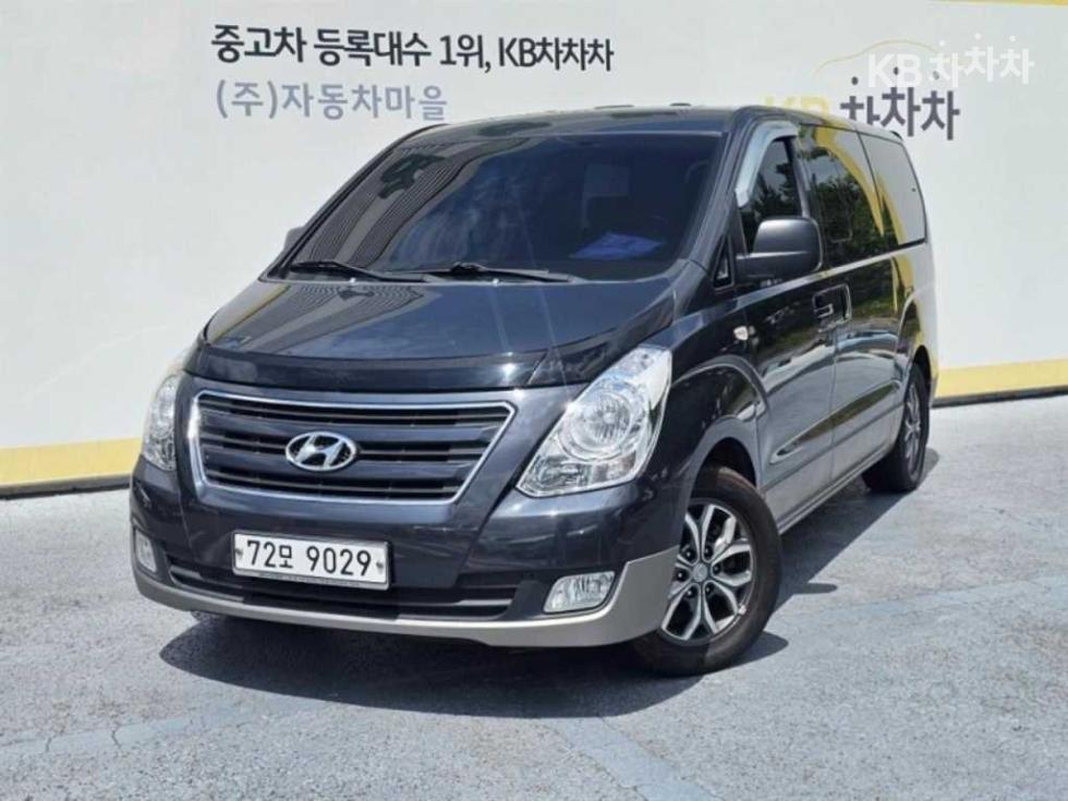 Hyundai Grand Starex