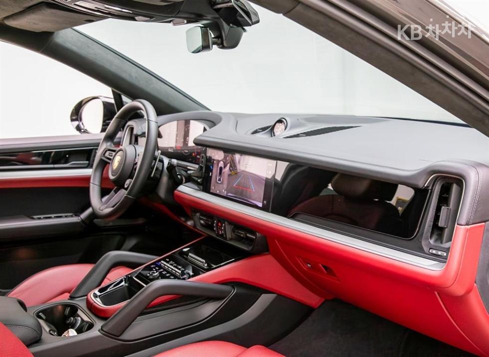 Porsche Cayenne — miniaturë 13