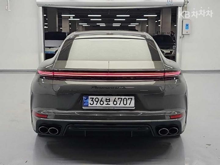 Porsche Panamera — miniaturë 3