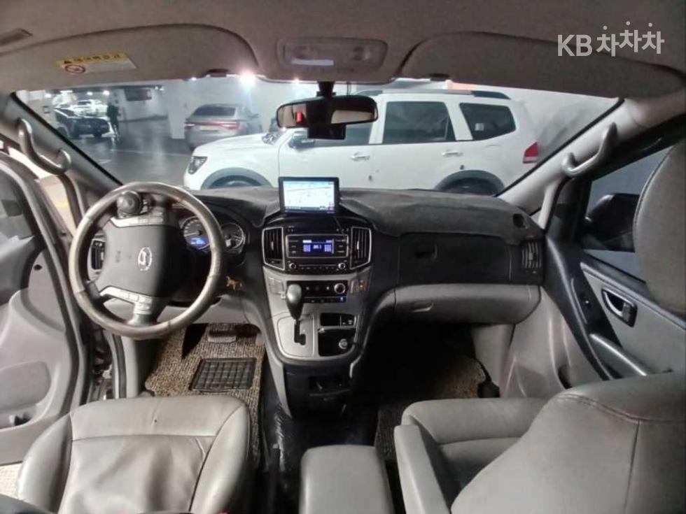 Hyundai Starex — miniaturë 6