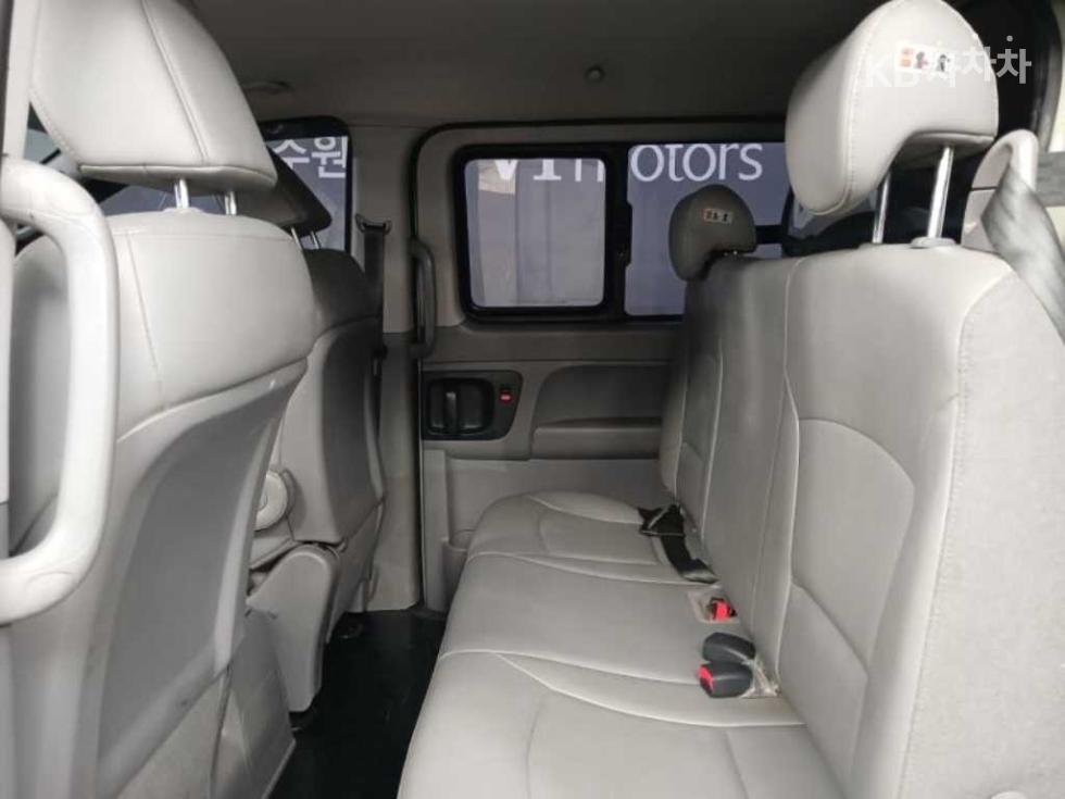 Hyundai Starex — miniaturë 8
