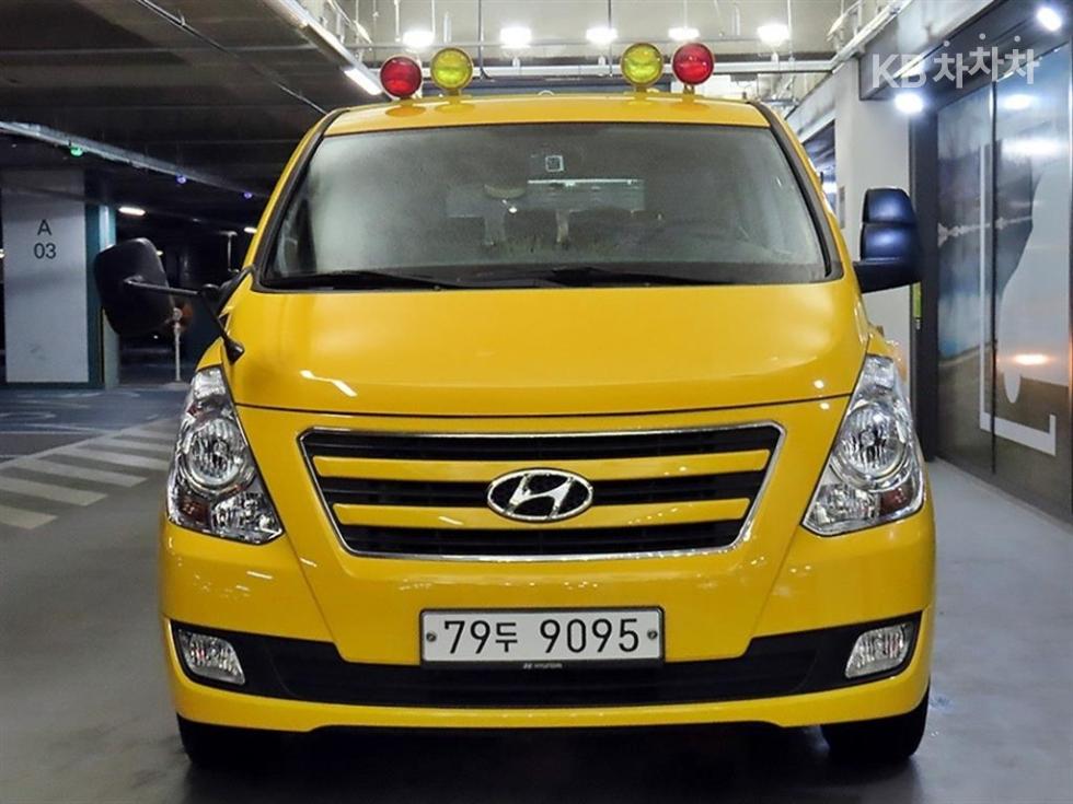 Hyundai Starex — miniaturë 2